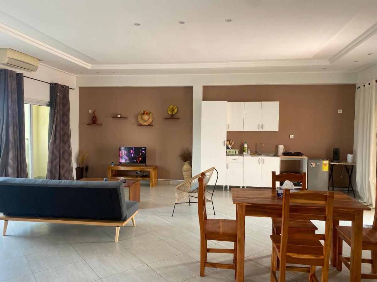 كوتونو L'Oasis Guesthouse المظهر الخارجي الصورة