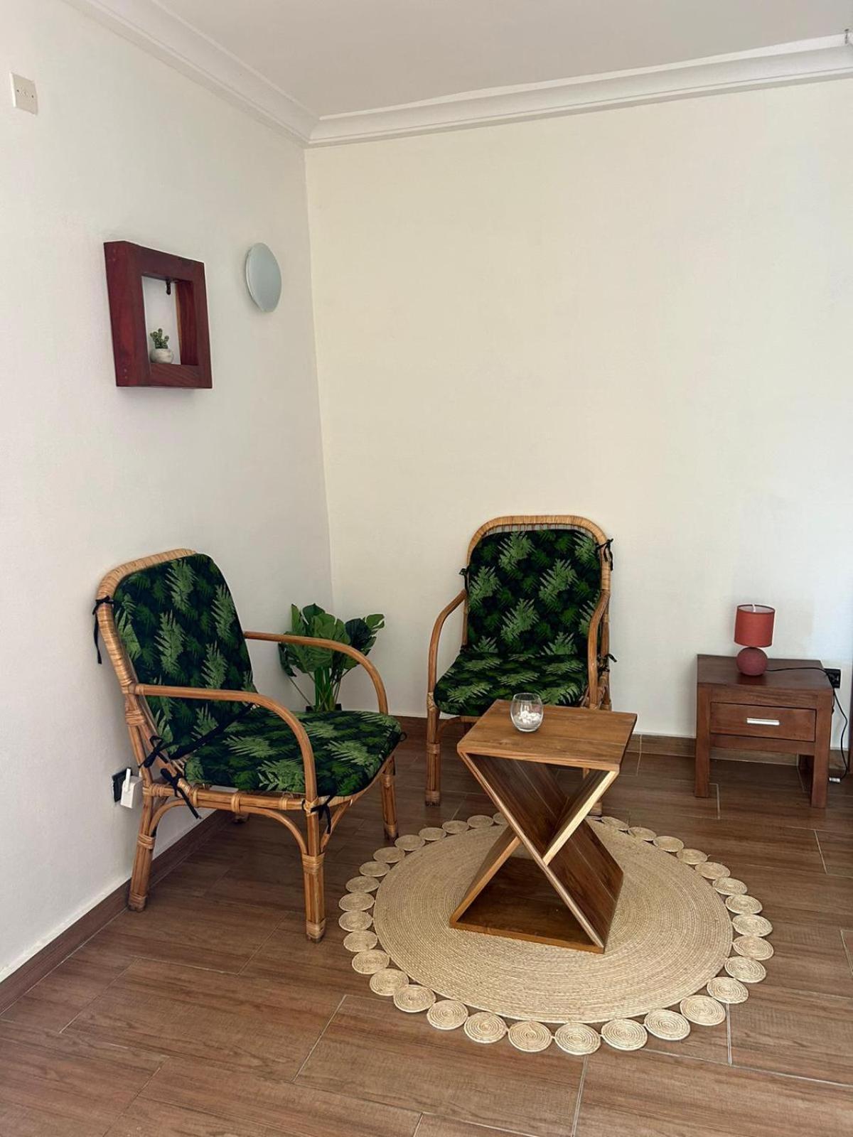 كوتونو L'Oasis Guesthouse المظهر الخارجي الصورة